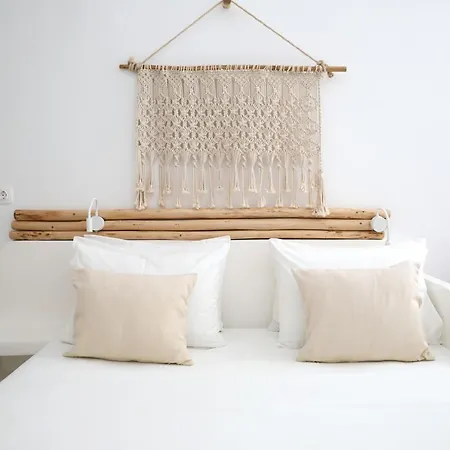 Sea Nymphs Agia Anna (Naxos)