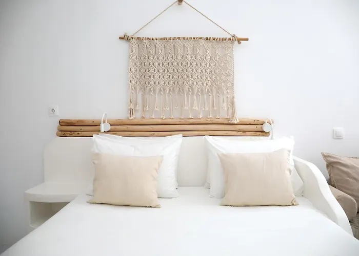 Sea Nymphs Agia Anna (Naxos)