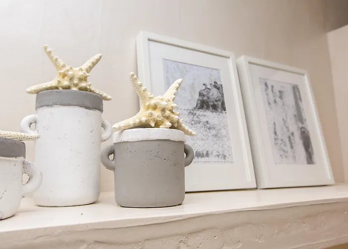 Sea Nymphs 게스트하우스 4*