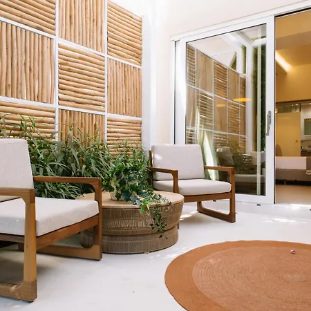 Sea Nymphs Agia Anna (Naxos)